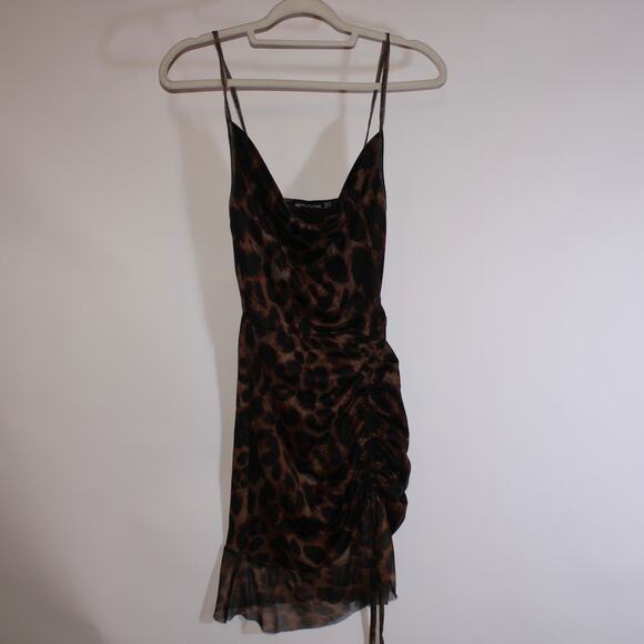 Pretty Little Thing Cheetah Print Bodycon Mini Dress Size 6 - Picture 1 of 4